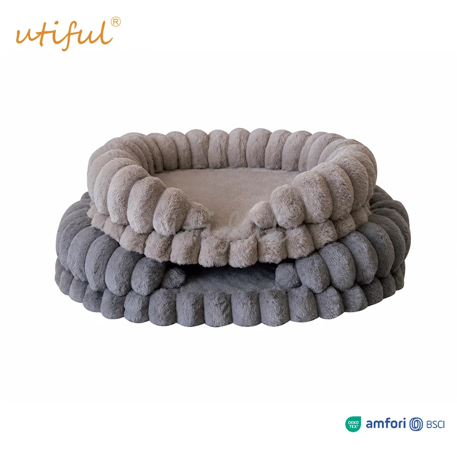 Scalloped Ribbed Bolster Dog Bed | UT11001